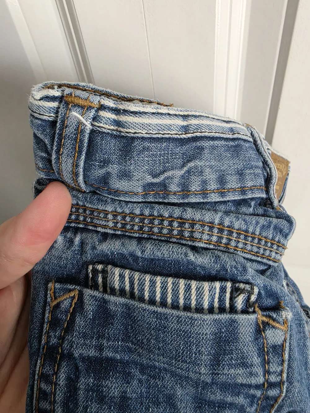 OshKosh B'gosh Kids Denim Jeans in Washed Blue genuine kids 2t adjustable waist